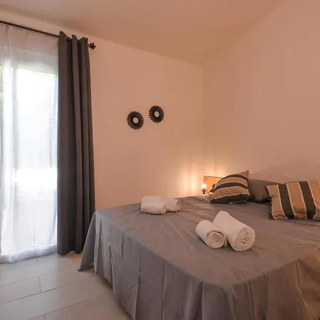 Bilocale Apartman *